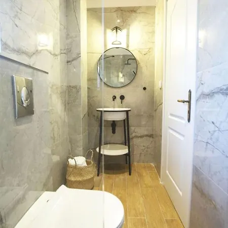 Edward Art Boutique *